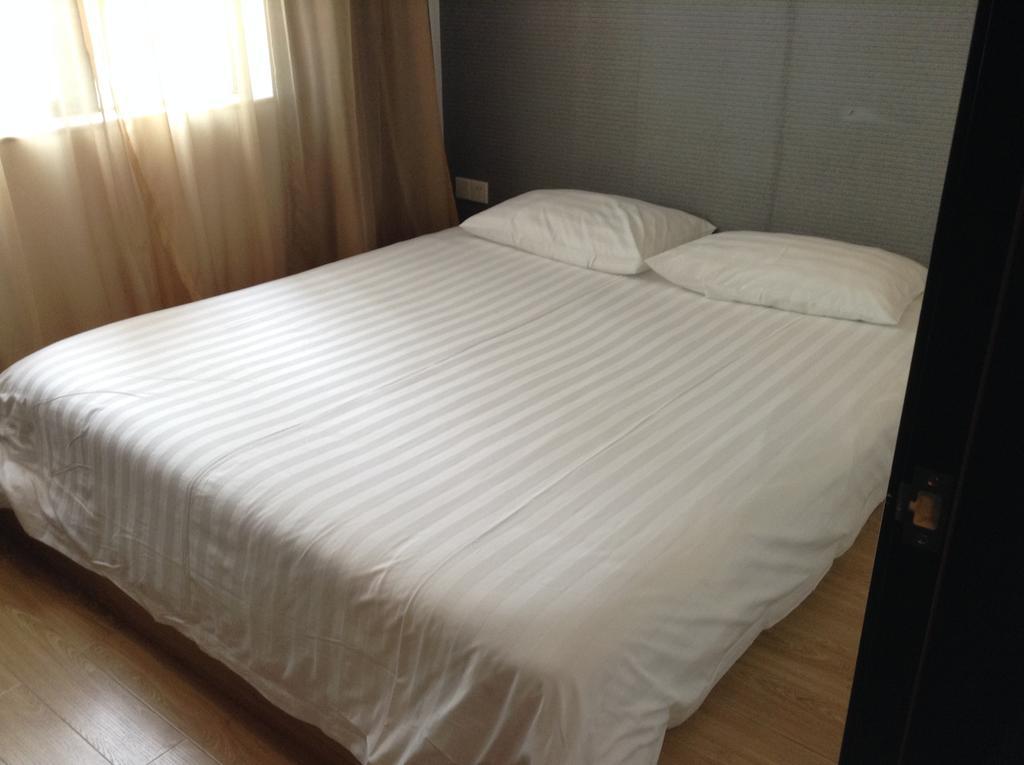 Fx Hotel East Lake Park Шънджън Екстериор снимка